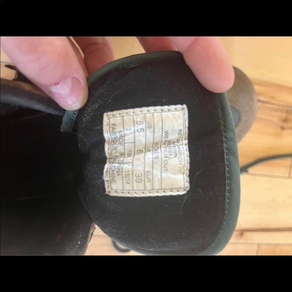 Merrell Women’s Size 8.5 Hiking Boots - Picture 5 of 5